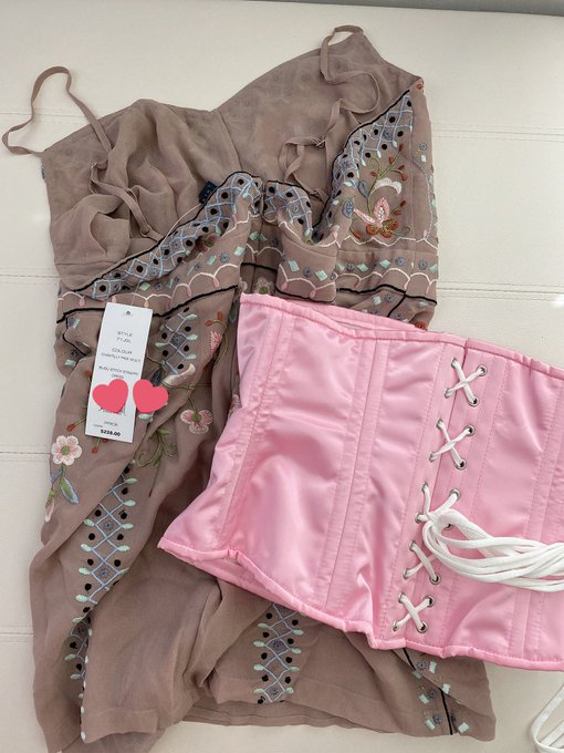 Thank you Juan 🤠 https://t.co/2LOe0lun2K<a href="/tag/camgirl"class="tags"><span>#camgirl</span></a>