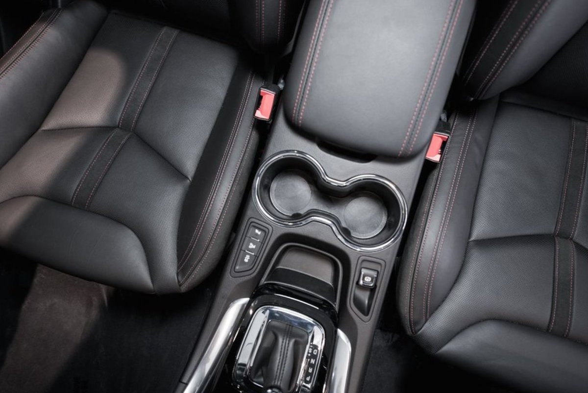 goshinems's tweet photo. Swing by GoShine and you'll roll out with a car that's clean from the inside, out! Our washes offer superior shine and you can use our vacuums for FREE! #GoShine #GoShineExpress #BrandonMS #RidgelandMS https://t.co/qaC07SQlmy
