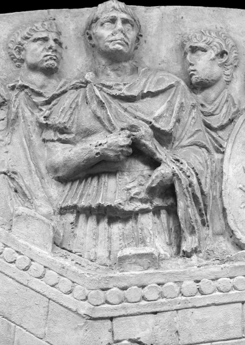 Below are the images from scene XX (1). Once again the Roman's are working hard to build a fort: they carry heavy parts and lay bricks. Meanwhile, Trajan stands there as overseer again not participating. His insertion in this scene seems almost irrelevant to the storyline. /4