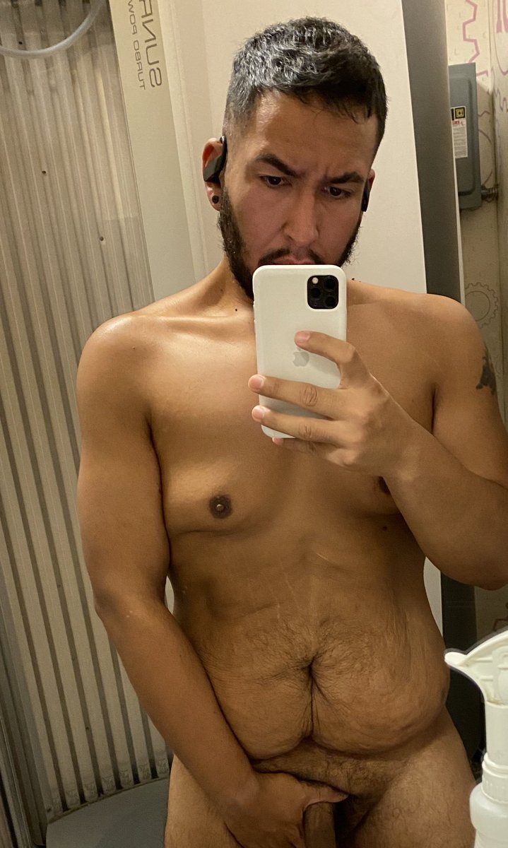 rammiethegamer's tweet photo. Free #onlyfans subscriptions for voters. Drop a pic of you and your voter sticker and I’ll DM you. #cockthevote #gayonlyfans #bigboytwitter #gaymer #gayuncut #gaycub #gaybear https://t.co/LzGXEvkdO5