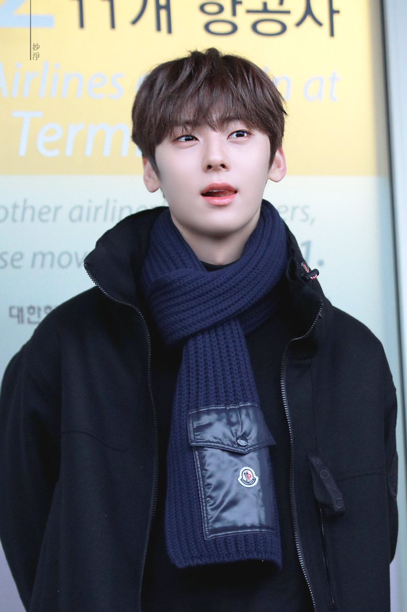 mj_mh0809's tweet photo. 울미년 꼬옥 따듯하게 패딩길 걸어🙏🏻 

190219 #민현 #황민현 #minhyun https://t.co/SW2Rs8JrCt