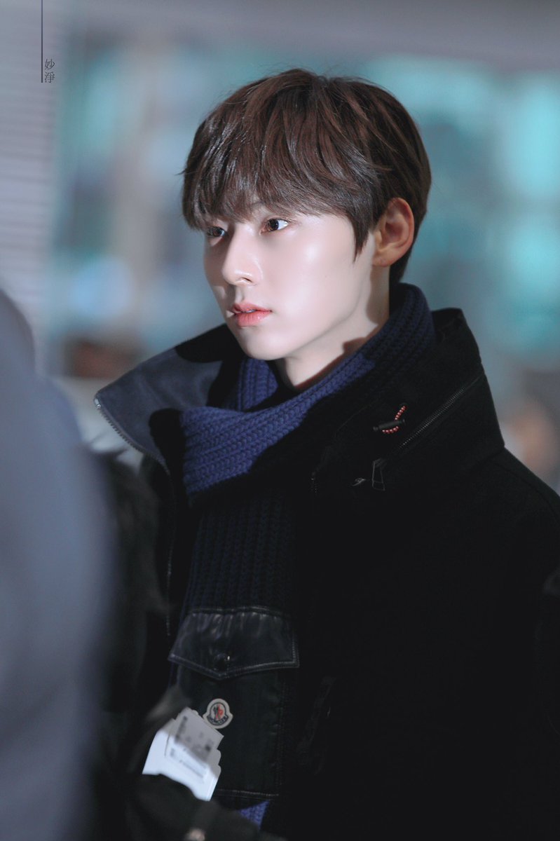 mj_mh0809's tweet photo. 울미년 꼬옥 따듯하게 패딩길 걸어🙏🏻 

190219 #민현 #황민현 #minhyun https://t.co/SW2Rs8JrCt