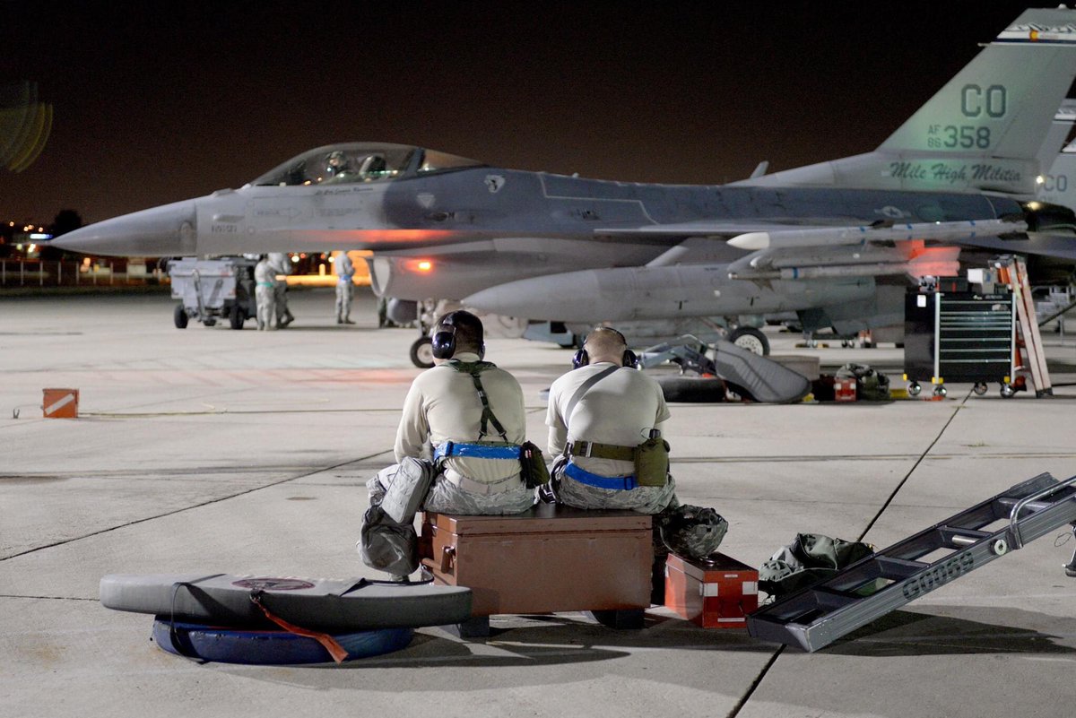 Courtesy reminder... the jets will begin night flying training TONIGHT! Thank you all for your patience and support as this is a hugely critical part of our training. 🌙✈️ @CONG1860 @usairforce @AirNatlGuard