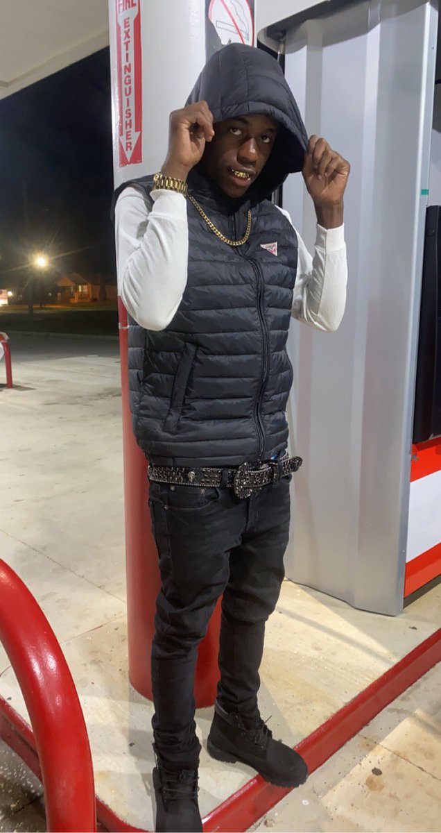 luhhlipsey's tweet photo. These Niggas Been Talking To Thots.. Act Like Ian Hot B**** I’m Giving 3rd Degree 👹🔥 #TrainedToGo #TTG #SouthernNotState https://t.co/pxjBeEjZ9m