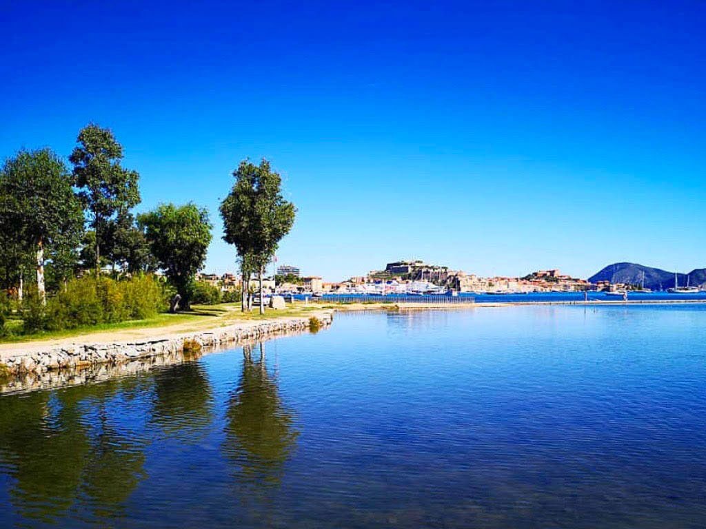 CentralElba's tweet photo. If you are looking for pace and quiet  #letermediSanGiovanni are the perfect place for you! It is situated in the Portoferraio’s gulf where you can find an hotel, a spa and a park with some animals. It is perfect for walking and running enjoying the view of Portoferraio! 🌿🌱 https://t.co/jPKg4BDRI0