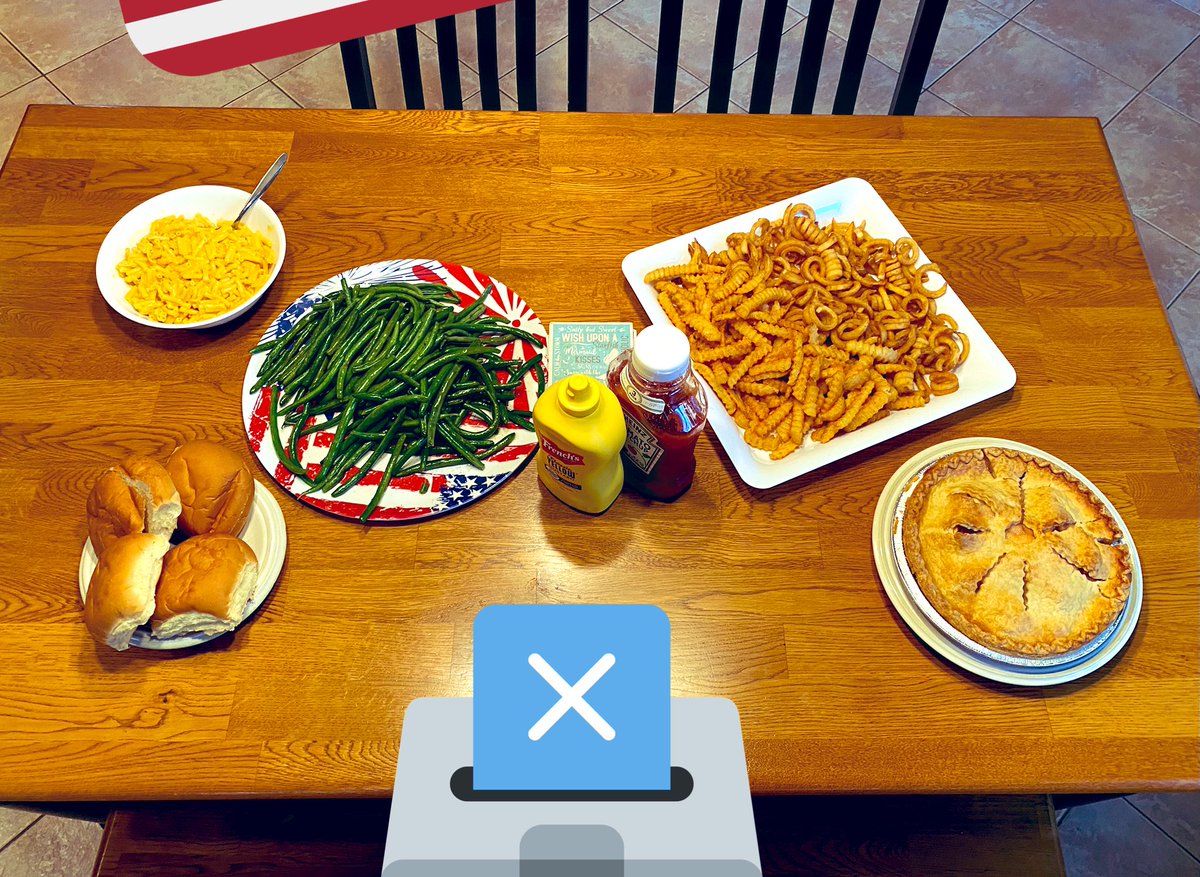 Elizavbelle's tweet photo. #AmericanDinner ❤️🤍💙 https://t.co/wAdeYOkCOT