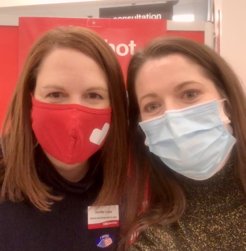 Great travel day with <a href="/LindseyMcCombi1/">Lindsey McCombie</a> in R90!  Thanks for taking me back to my roots in D2 ❤️ <a href="/AlwAlison/">Alison Mills</a>