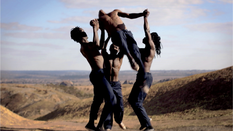 PerformancesMagazine tweet media