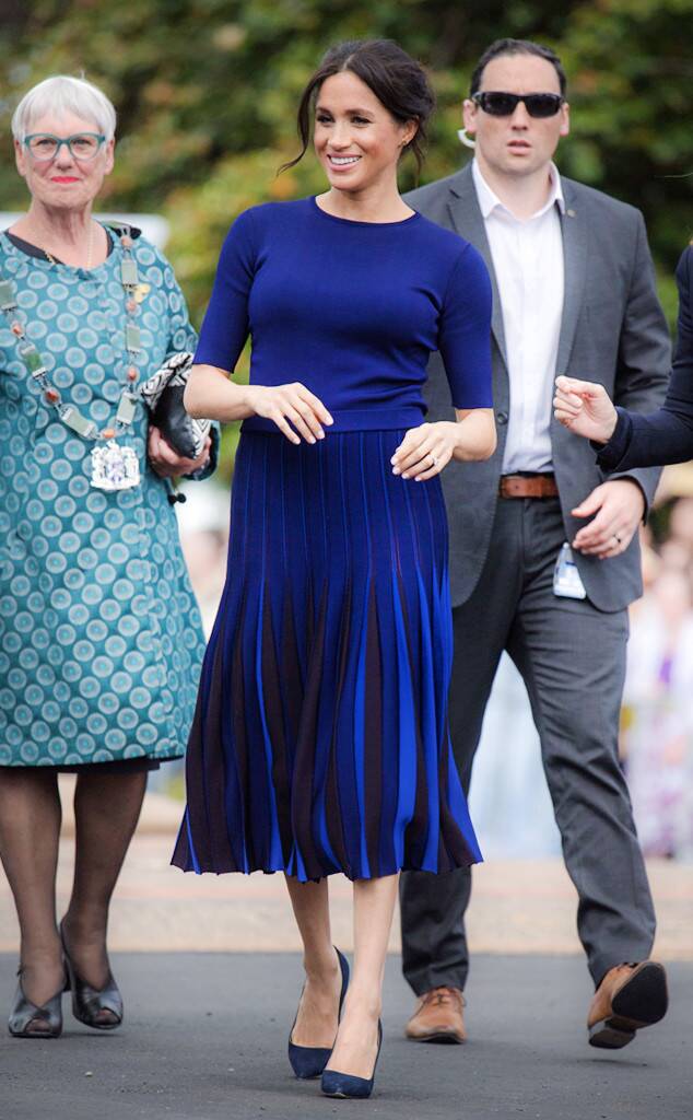 We can't forget the other Royal celebrity: Meghan Markle! Her gorgeous blue New Zealand visit ensemble reminds me of shortfin mako sharks (Isurus oxyrinchus), the fastest shark in our oceans!Did you know: there are TWO mako shark species?: Brian Skerry