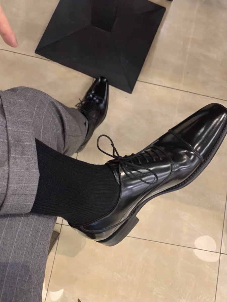 sx84604818's tweet photo. 👞鞋襪愛好者🧦
#gaysock #gaysox  #gayshoes #鞋襪愛好者 https://t.co/pTnVamHQS3