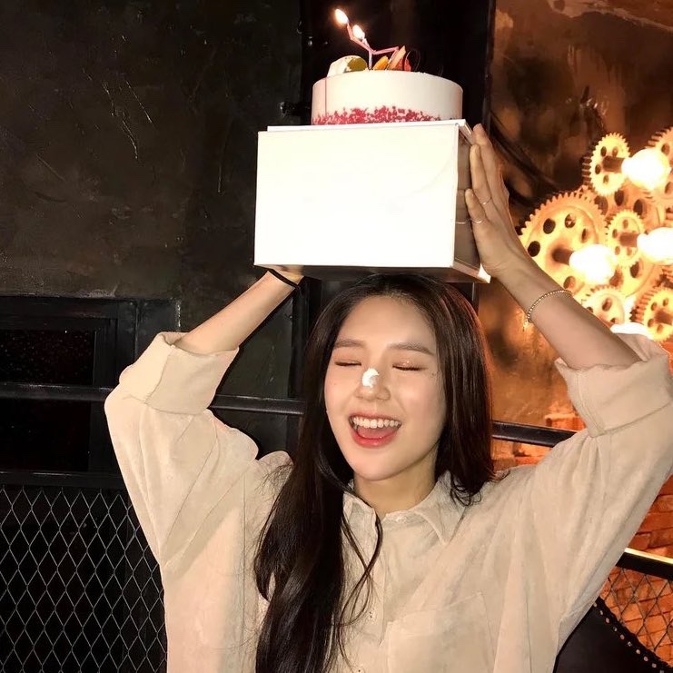 heetokie's tweet photo. Birthday girl https://t.co/lH3DaMqWJY