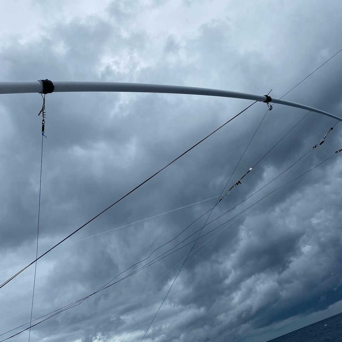 taco_marine's tweet photo. Dredge test success! Excessive Risk Fishing Team sent us these great photos of the GS-390 Outrigger Bases with Marsh Tacky poles in action pulling a dredge.💪 #TrollTheEdge #fishTACO #GS390 #dredge #xcessiveriskfishing #marshtackycarbon https://t.co/8Vf5u7F9WB