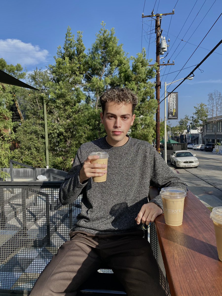 robertxjimenez's tweet image. #ImVotingFor the millions of people in america who are going to have policies imposed upon them but aren’t seen as human enough to have the right to vote.