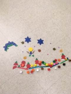 CssCougars's tweet photo. Story making using “loose parts”!@CssCougars are inspiring each other to be story makers!! Paws up, storymakers! #cssengage #looseparts https://t.co/nUtQJIxhMo