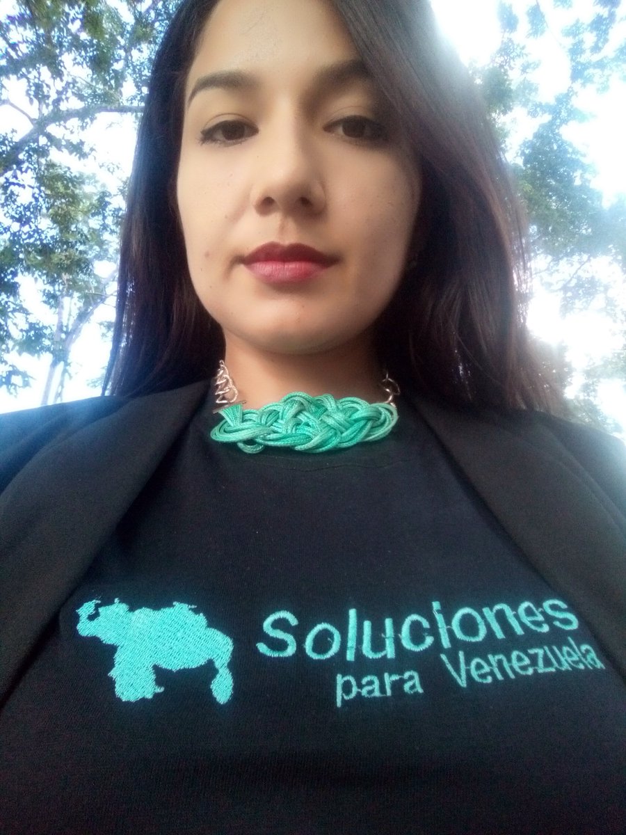 barbaragomez109's tweet photo. Nuestra mirada esta puesta en los Venezolanos que creen que este país merece salir adelante porque no todo está perdido, porque tenemos fé, porque aseguramos que "la verdad nos hará libres".

#YoVotoEnLaDelMapa https://t.co/7Q15IOIZOz
