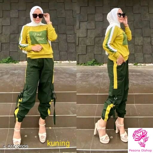 ShopEdip's tweet photo. Keren Setia Setelan
Bottom Bahan: Cotton
Bottom Warna: Navy / Yellow / Cream / Green
Top Bahan: Baby Terry
Top Warna: Brown / Navy / Yellow / Grey
Set Type: Top &amp; Bottom Set
Top Pattern: Self-Design
Top type: Top
Sleeve Length: Long Sleeves
Ocassion: Casual https://t.co/D2GeegHyDp