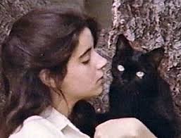 映画屋のジョン 未体験ゾーンの映画たち 見破したけど今だ記事執筆中 映画で今日は何の日 妹役の ヘザー オルーク が19年12歳で病死し 呪われた映画扱いされてますが 姉役の方が先に不幸に見舞われた事実は忘れがちかも 11月4日 19年映画 映画屋のジョン 未体験ゾーンの映画たち 見破したけど今だ記事執筆中 映画で今日は何の日 妹役の ヘザー オルーク が19年12歳で病死し 呪われた映画扱いされてますが 姉役の方が先に不幸に見舞われた事実は忘れがちかも 11月4日 19年映画