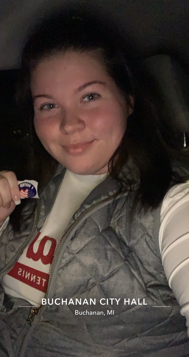 IUSBTitans's tweet photo. .@JaggiMarissa from @IUSBTEN exercising her right to #vote tonight! https://t.co/xzk7mCfIR1