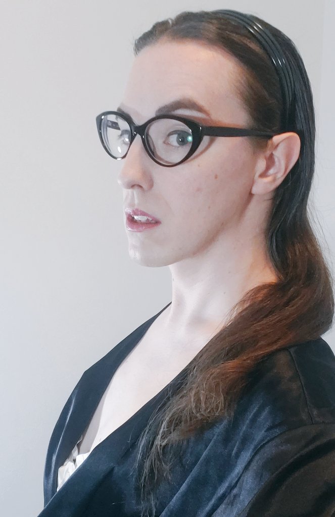 TW Pornstars - 1 pic. 🎀Stephie Scarlet🎀. Twitter. Need a distraction