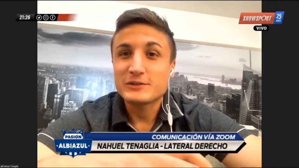 MartinMC018's tweet photo. ¡Comenzó @PasionAlbiazulT! En vivo conversación con @NahuelTenaglia , autor de uno de los goles de #Talleres ante #Newells. Toda la actualidad y el recuerdo en un día muy especial de un tal Iván, el "T"errible "Memo" #Borghello en el #DíaDelSilencio, hace 13 años 📹 https://t.co/Smt5YxW9CL