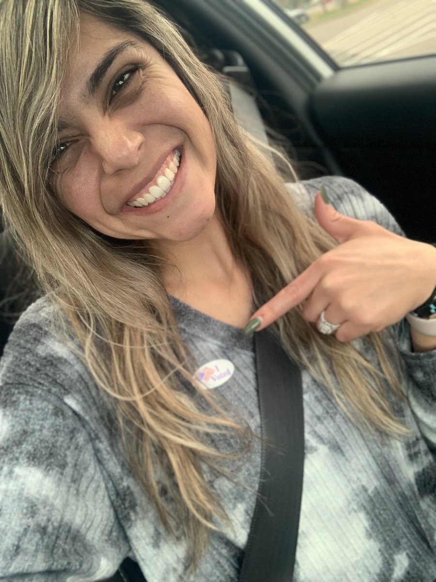 Erika Adriana Briones 🌻 tweet media