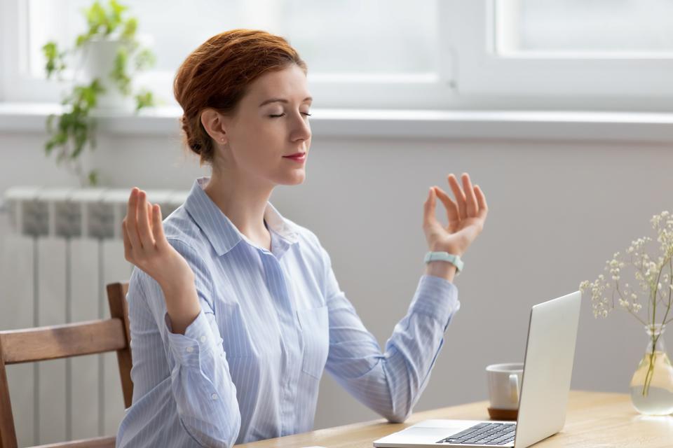 SandraDPham's tweet photo. It's not surprising that the increased multi-tasking approach to life isn’t the best for our #MentalHealth. It is important to take a few minutes to practice #Mindfulness to lower stress, raise productivity, and enhance well-being. Thanks, @Forbes!   https://t.co/z5pSP3DUN8 https://t.co/4MWRcA7zdj
