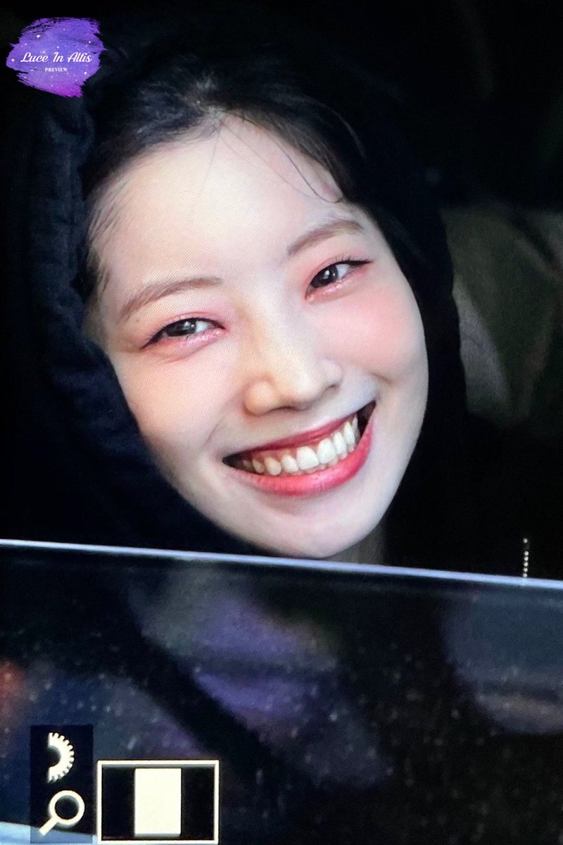 DoooooooVJ's tweet photo. 201104 다현 프리뷰
가을 겨울 그 사이 다현...
#트와이스   #TWICE   #다현 #DAHYUN #ダヒョン https://t.co/mib10Y6k4w