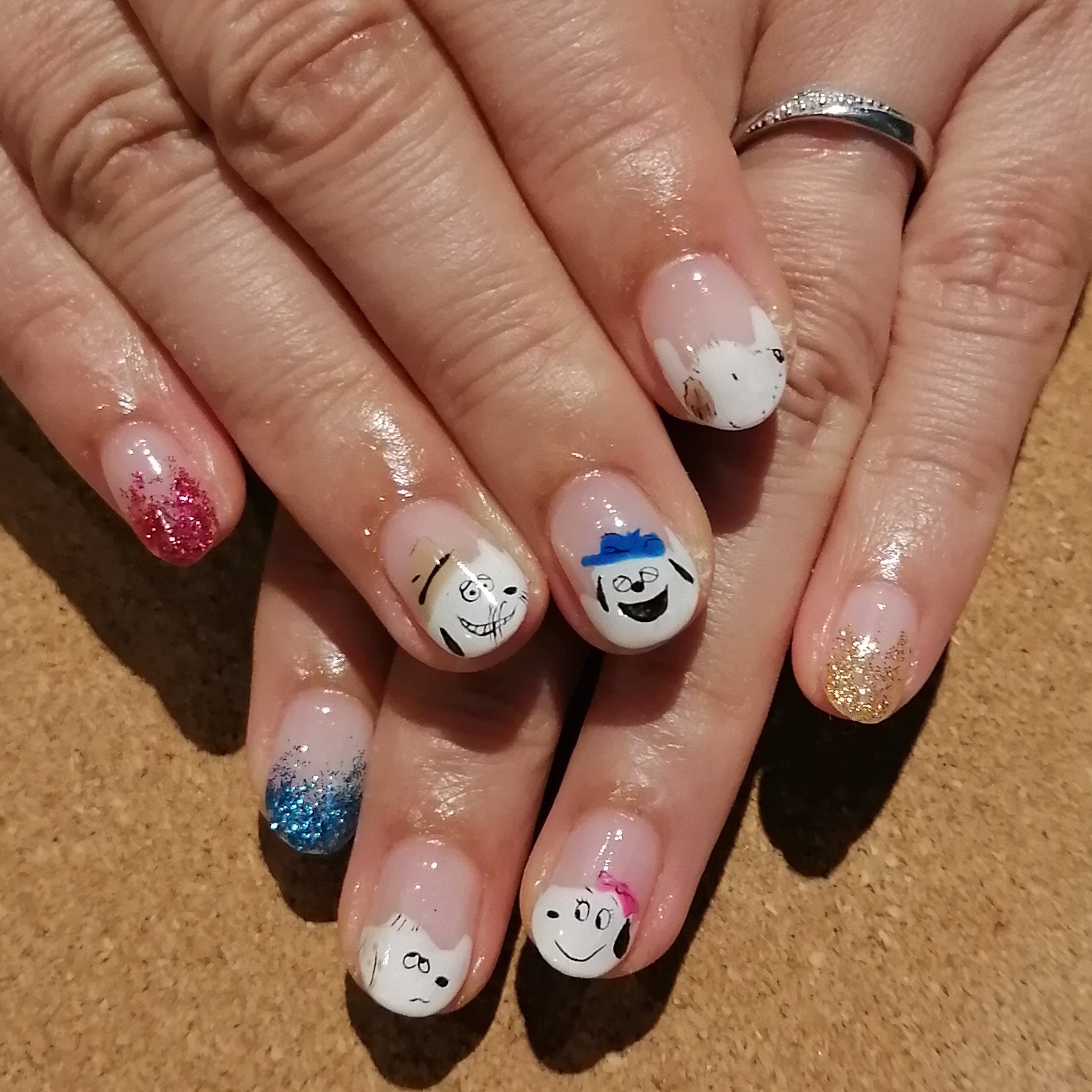 Hisae Nail Twitterren お客様ネイル もにょもにょスヌーピー このオラフめっちゃ喜んでるwww ありがとうございました ネイル 痛ネイル キャラネイル ネイルアート 手描きイラスト 手描きネイル 手描き アート 模写 モチーフネイル Hisae Nail Twitterren お客様ネイル もにょもにょスヌーピー このオラフめっちゃ喜んでるwww ありがとうございました ネイル 痛ネイル キャラネイル ネイルアート 手描きイラスト 手描きネイル 手描き アート 模写 モチーフネイル
