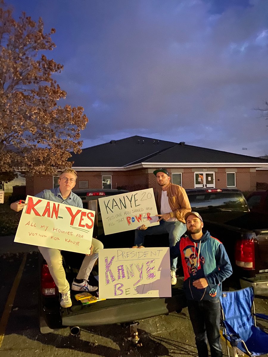 CptMaxBarney's tweet photo. Out here for #Kanye2020 #ElectionNight Yes we Kanye! @kanyewest https://t.co/oiEYzcu2QT