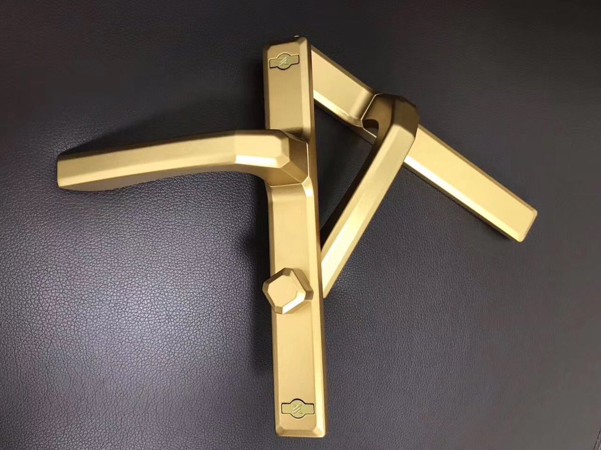 Moon199405's tweet image. Beautiful golden colour, hot sale #handles.
#windowhandles
#doorhandles
#hardware