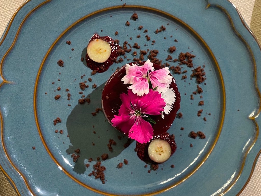 veganfuture's tweet image. Hong Kong Raw Vegan Chef Tina Barrat Debuts New Plant-Based Restaurant &apos;MA…And The Seeds Of Life&apos; greenqueen.com.hk/hong-kong-raw-…