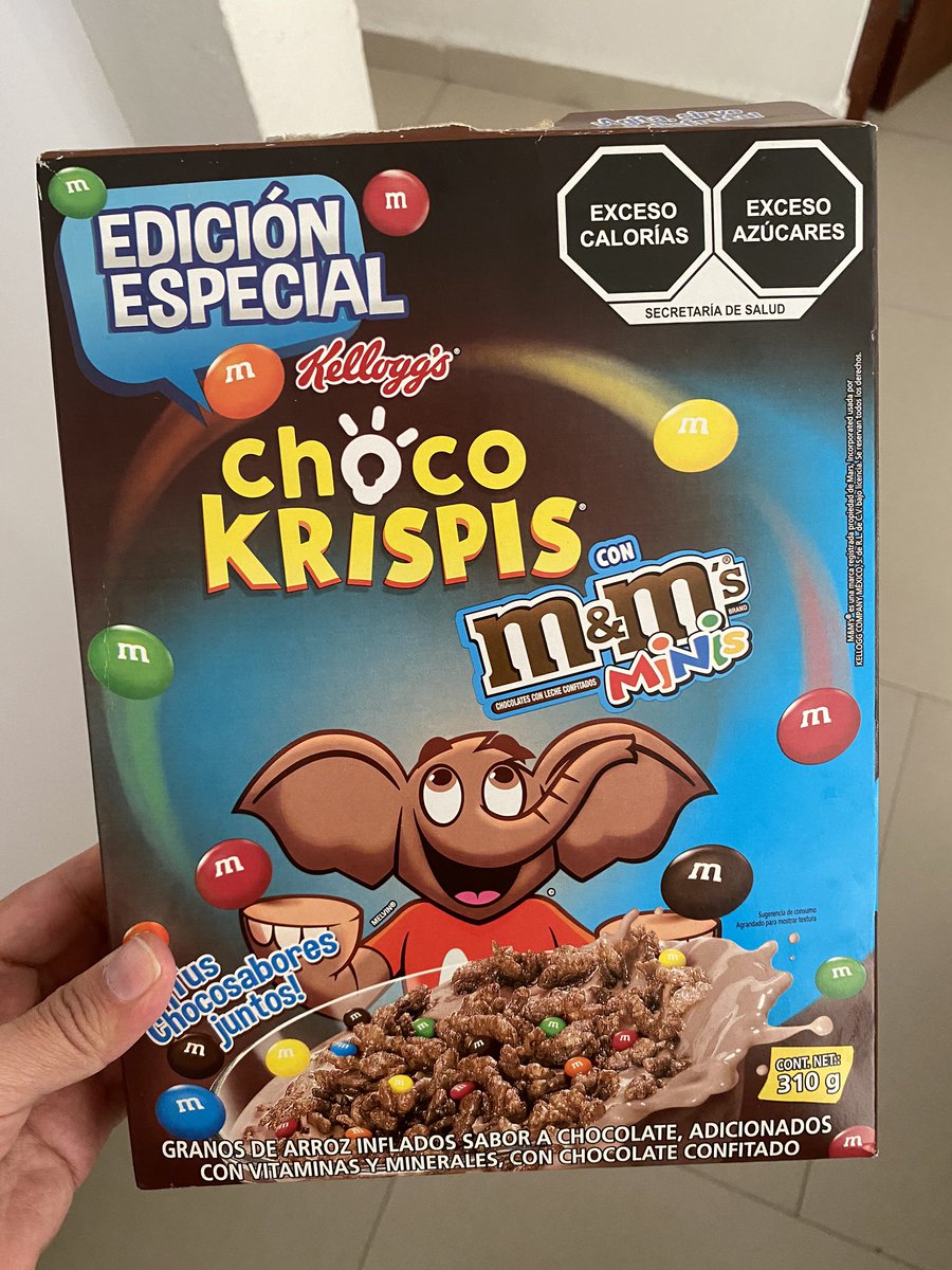 AMELIE83's tweet photo. Compré una caja de choco krispis edición especial de M&amp;M’s y de verdad es un robo literal viene solo 5 M&amp;M’s en toda la bolsa gran decepción no lo compren @KelloggsLATAM https://t.co/Ob3Yj1Zvzt