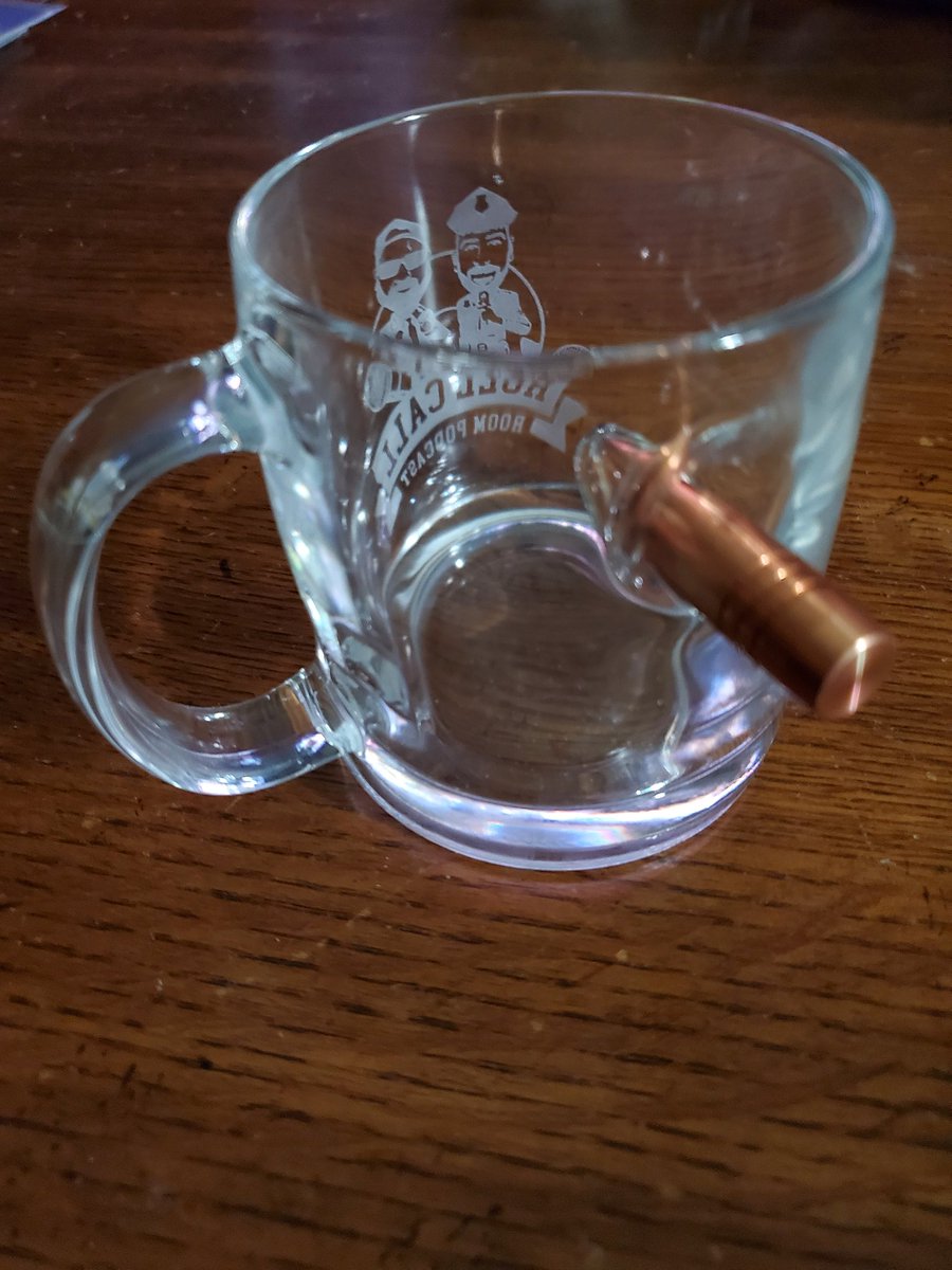 camela415's tweet photo. @StonesWhiskey @rollcallroom
HOLY π©π©π©!! My coffee cup arrived today and I am absolutely beyond thrilled!!! This is absolutely amazing and 1 million gorgeous!! Photos don't do justice but π
#SupremeWhiskeyStonesRule
#AmazingWork
#BeyondThrilled
#YouAreMissingOutOnPerfection https://t.co/KK0NrVVNjo
