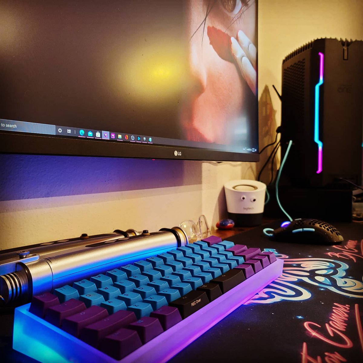 Nic_Ridiculous's tweet photo. Hey!!! We are switching it up to @RogueCompany and we are gonna get some wins and hang out. Come check us out! #EliteSkill #RogueCompany #MaybeExageraring #HowDoYouSpellExagerating #WinThese #PirateCove https://t.co/iY5Slvvezv