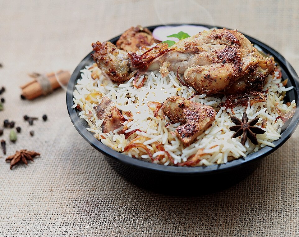 PicturesPixon's tweet photo. Food Photography in Pune, 
Food Photographer and food stylist make y..For more info visit...https://t.co/09Mo3mA2Vv https://t.co/AjPtq4JNz5