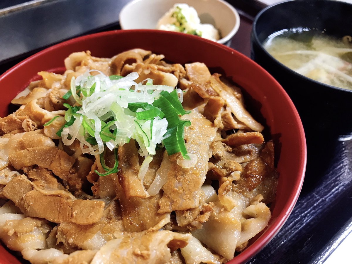 新宿丸港水産公式 浜焼きセットも登場したのでぜひどうですか 美味しいランチ 新宿ランチ 浜焼き お刺身 ハッピーアワー お酒 日本酒 ワンコイン 定食 ワンコインランチ 安くて美味しい 鍋 海鮮鍋