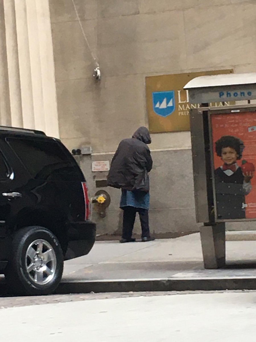 LM_Parents's tweet photo. Pic taken by local parent 11/3. Homeless man urinating on street in front of @LemanManhattan school. When are you going to do something about this @NYCMayor @NYGovCuomo @yuhline @CM_MargaretChin @NYCDHS @TAMeltzer @NYCComptroller #savefidi #safefidi #deblasiodisgrace https://t.co/S5QaanOSQW