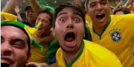Bibita87138644's tweet photo. #RoçaAFazenda RAÍSSA JANTOU O BIEL AMOOOOOO #timeraissa https://t.co/Gp1crlkcgL