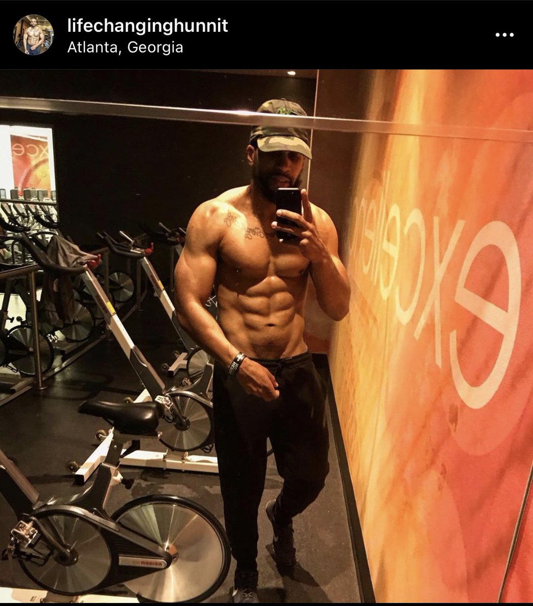 AskHunnitHow's tweet image. #PardonMe I just needed some #FitnessInspiration and who better than me to give It to myself ! #iammyowngoals It’s crazy what I’ve been able to do with Herbalife. From losing weight to getting abs to gaining weight and keeping my abs. I love to set new goals. #thegetback