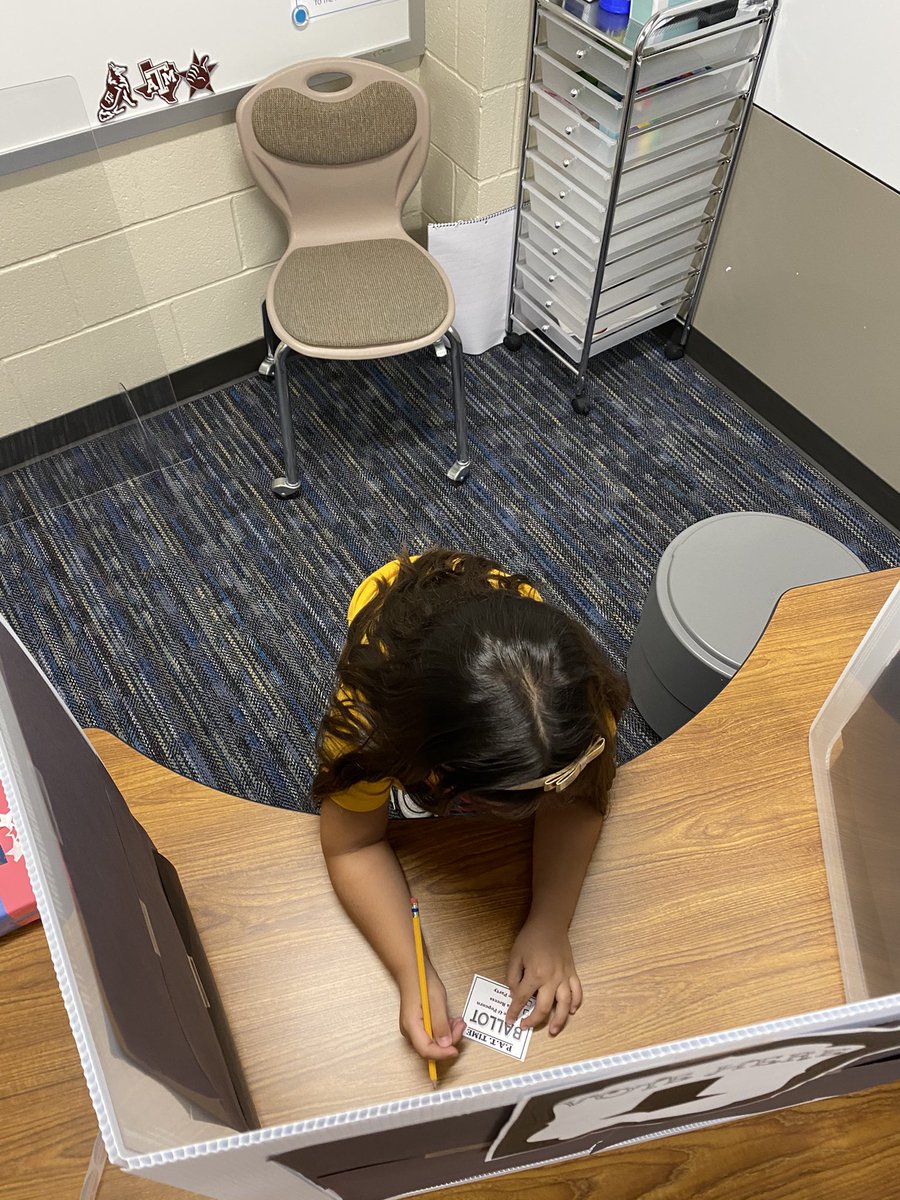 ash_metz93's tweet photo. It’s Election Day! My future voters in first grade had their voices heard today by voting on what our next P.A.T time should be! Can’t wait to share our grade level results with them tomorrow! @Golbowtweets @Jessicahale0107 @JeffCarrus https://t.co/N8EXuUzuMd