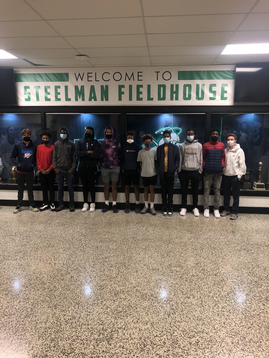 Our Lions enjoyed watching the UAM Men’s Basketball team get after it in practice tonight!