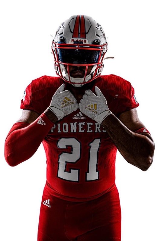LJquad's tweet photo. Honored to receive an offer from MidAmerica Nazarene University!
Thanks to @coach_mccombs and the Pioneer Football Progam! https://t.co/KKX79CfpNb