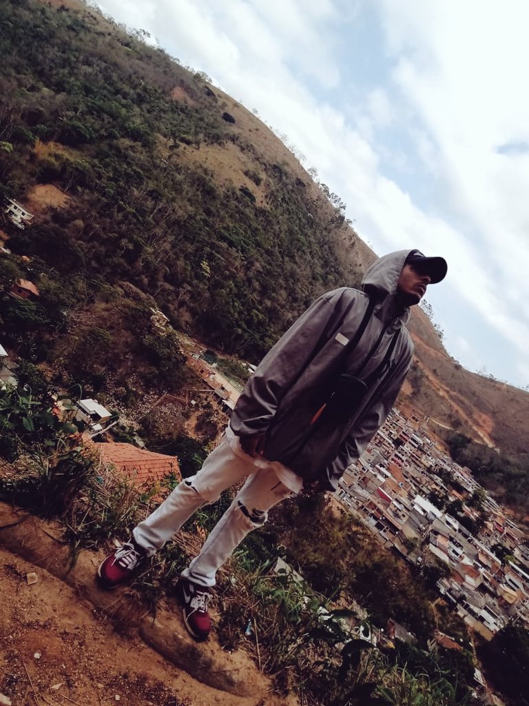 Parabéns pra mim, gratidão ao pai👏🏽🙏🏽🎉 19zada!!!