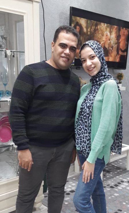 lslammamdouh222's tweet photo. @alaa_saada 
فرحتونا بجد جدا 
يمكن يوم فرحنا موصلناش ل ليفيل السعادة ده
بجد انتو انهارده احييتو ال serotonin hormone  عندي من جديد😂😂
Giant thanks my sweety sisters😍😍 https://t.co/7jkpAiwKmA