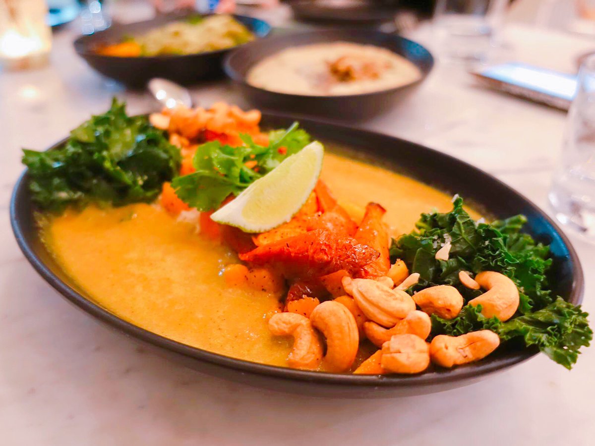 GastroWorldBlog's tweet photo. What do you LOV about #plantbased meals? I like when they are tasty and hearty, so good that you don’t miss the meat. ➡️ https://t.co/slXug8mqu1
.
.
.
#toronto #TorontoRestaurant #veganto #vegetarian #toeats https://t.co/s1TI1WiV0o