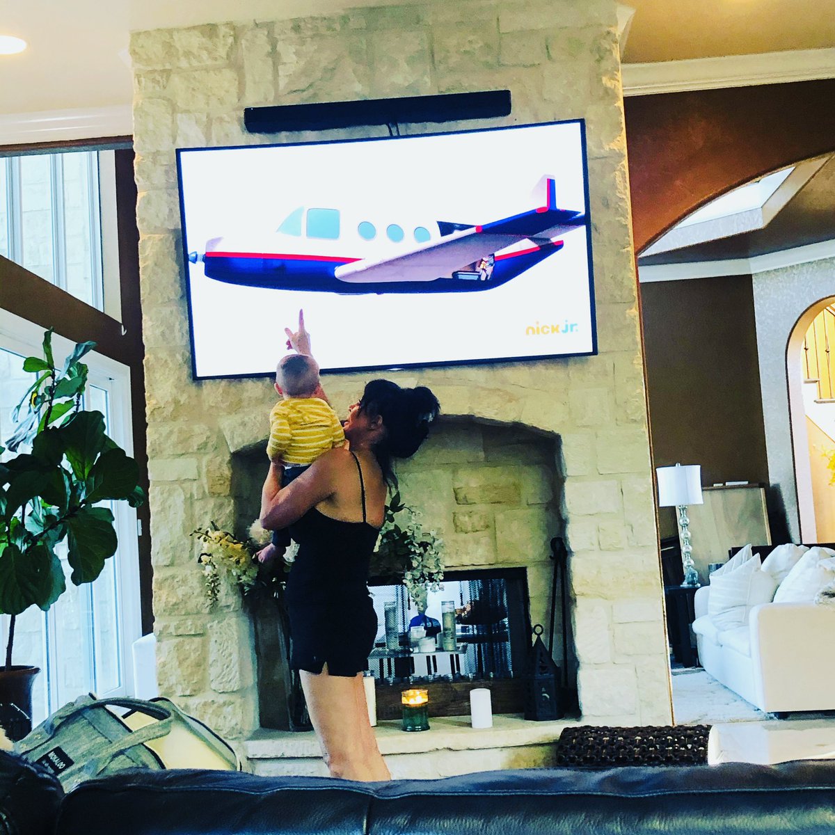 TSkrobanek's tweet photo. On a lighter note tonight 🗳😘😘😘 showing my new grandson an airplane ✈️ 💕💕💕💕💕💕 innocence 🥰🥰🥰 https://t.co/uPYUsyaWbd