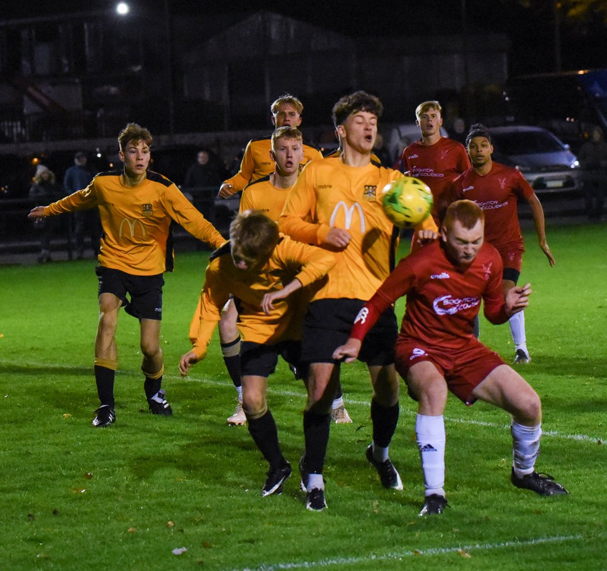 HawksFCOfficial's tweet photo. U18 Three Bridges 3 Hawks 2
Action from Monday night as Young Hawks go down to first league defeat:
https://t.co/Xtqsy7HTs0
#COYH https://t.co/6uFBWGXvPt