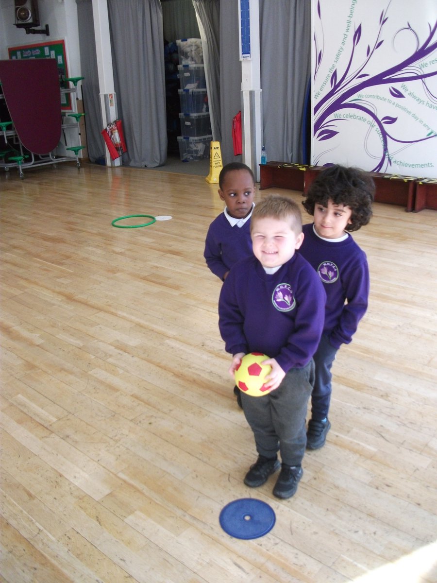 Reception really enjoyed doing the @Birmingham_SGO Multi skills challenges ,they had lots of fun! <a href="/ShenleySports/">Shenley Sports News</a> <a href="/YouthSportTrust/">Youth Sport Trust</a> <a href="/ActiveSch_Hero/">Active School Hero</a> <a href="/SportBirmingham/">Sport Birmingham</a>