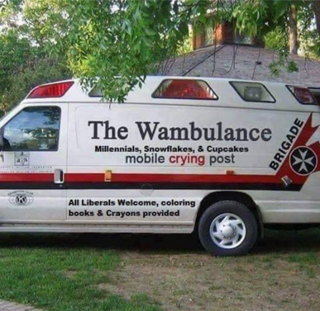 DallasAndersonn's tweet photo. @eugenegu Going to wear out my ambulance tonight https://t.co/mTUImAG5n4
