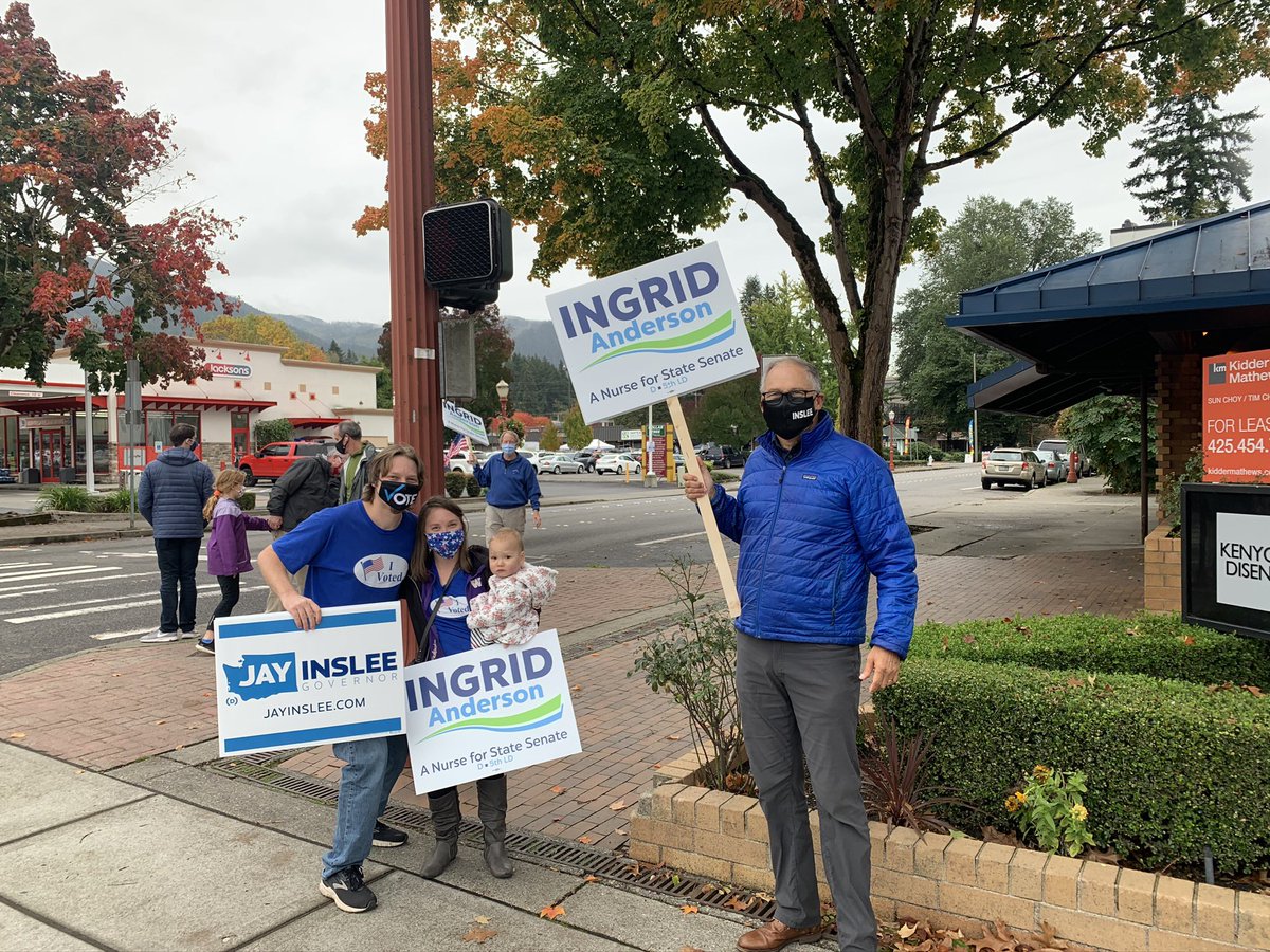 Indivisible WA 8 tweet media